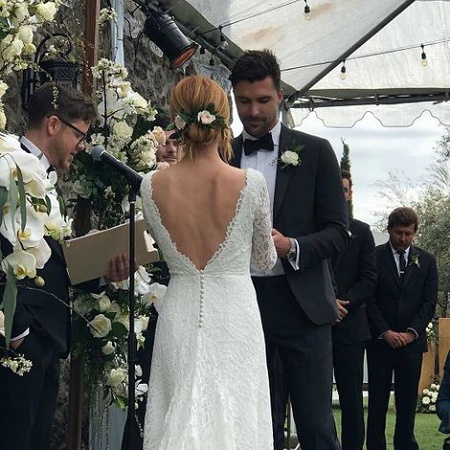  Pitch Perfect Star Brittany Snow' marries Tyler Stanaland in Malibu on March, 14, 2020